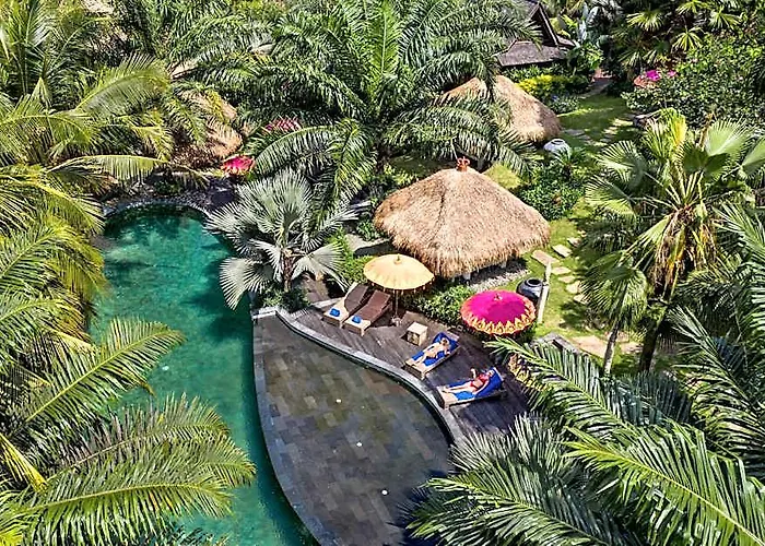 Resort Blue Karma Dijiwa 4*