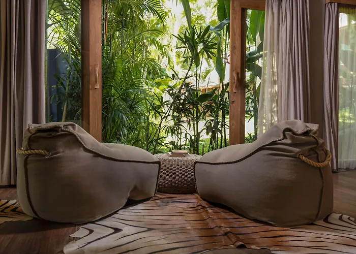 Resort Blue Karma Dijiwa